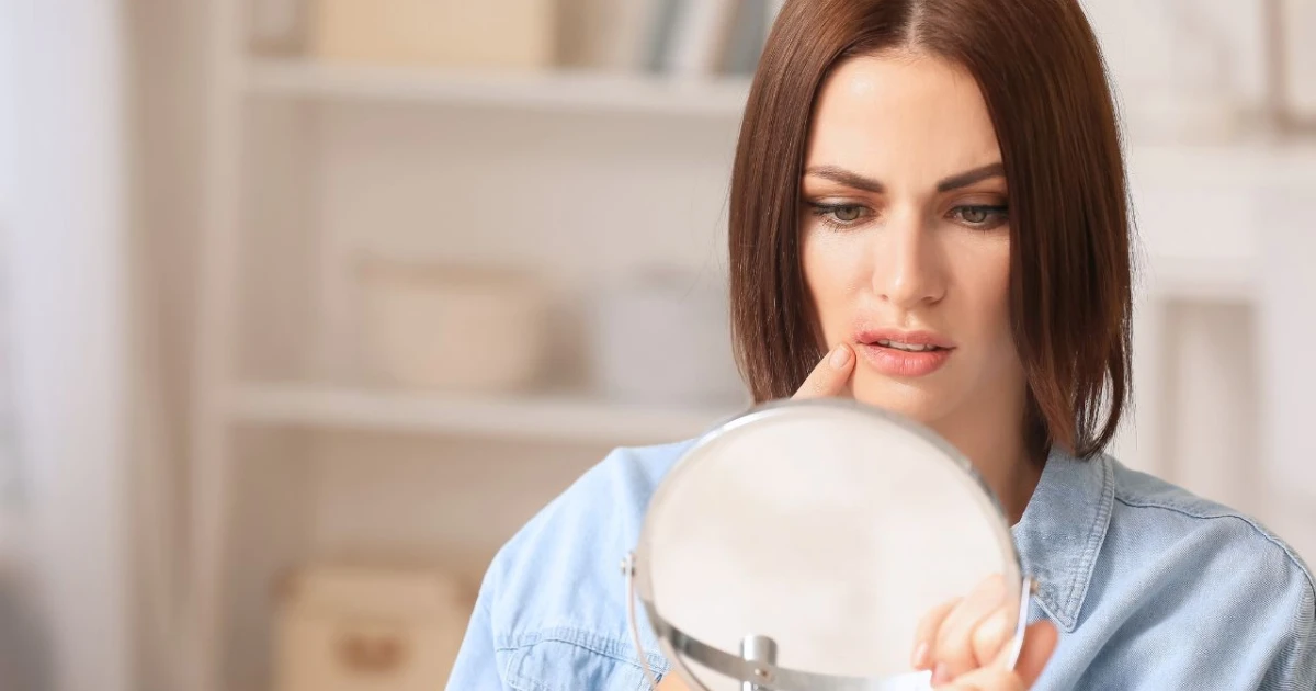 czy z opryszczką można iść na basen